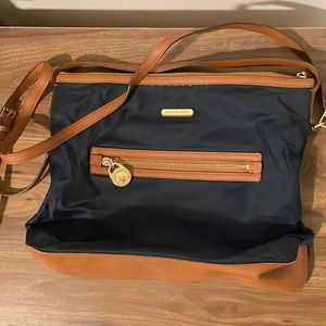 Michael Kors Cross Body Large